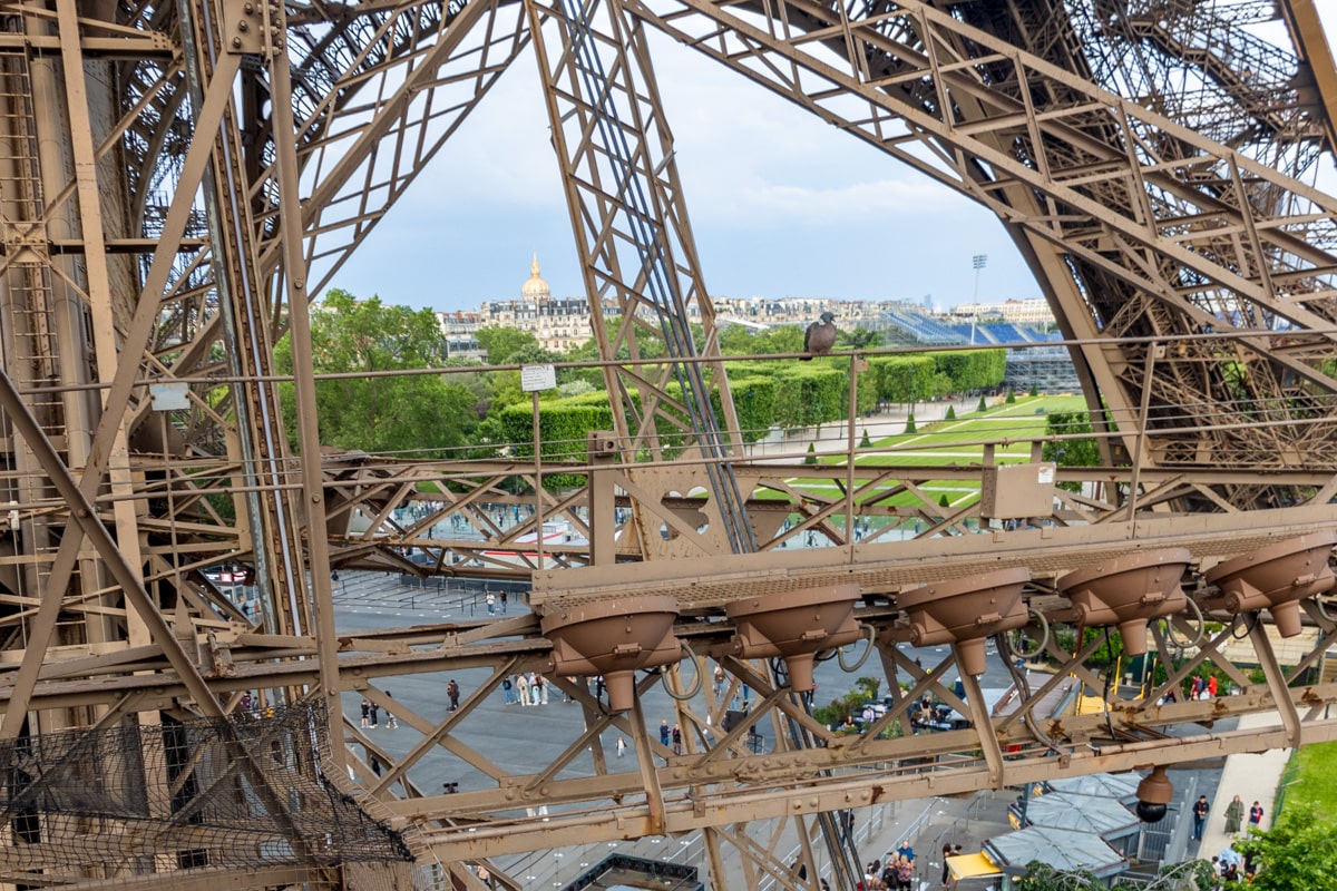 Esplanade, Eiffel Tower