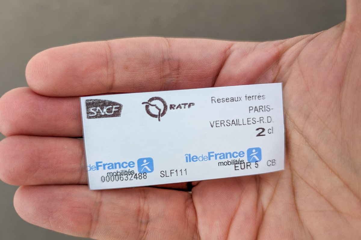 Ticket for RER