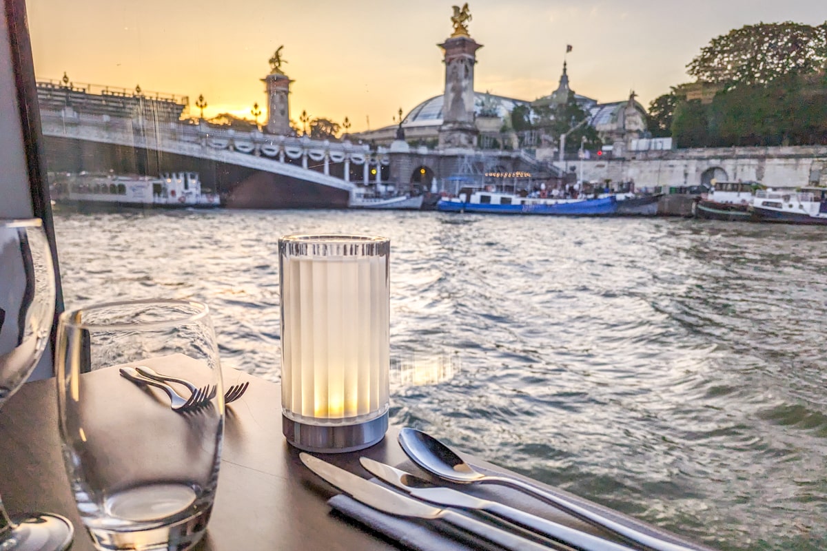 Nightly dinner in Paris